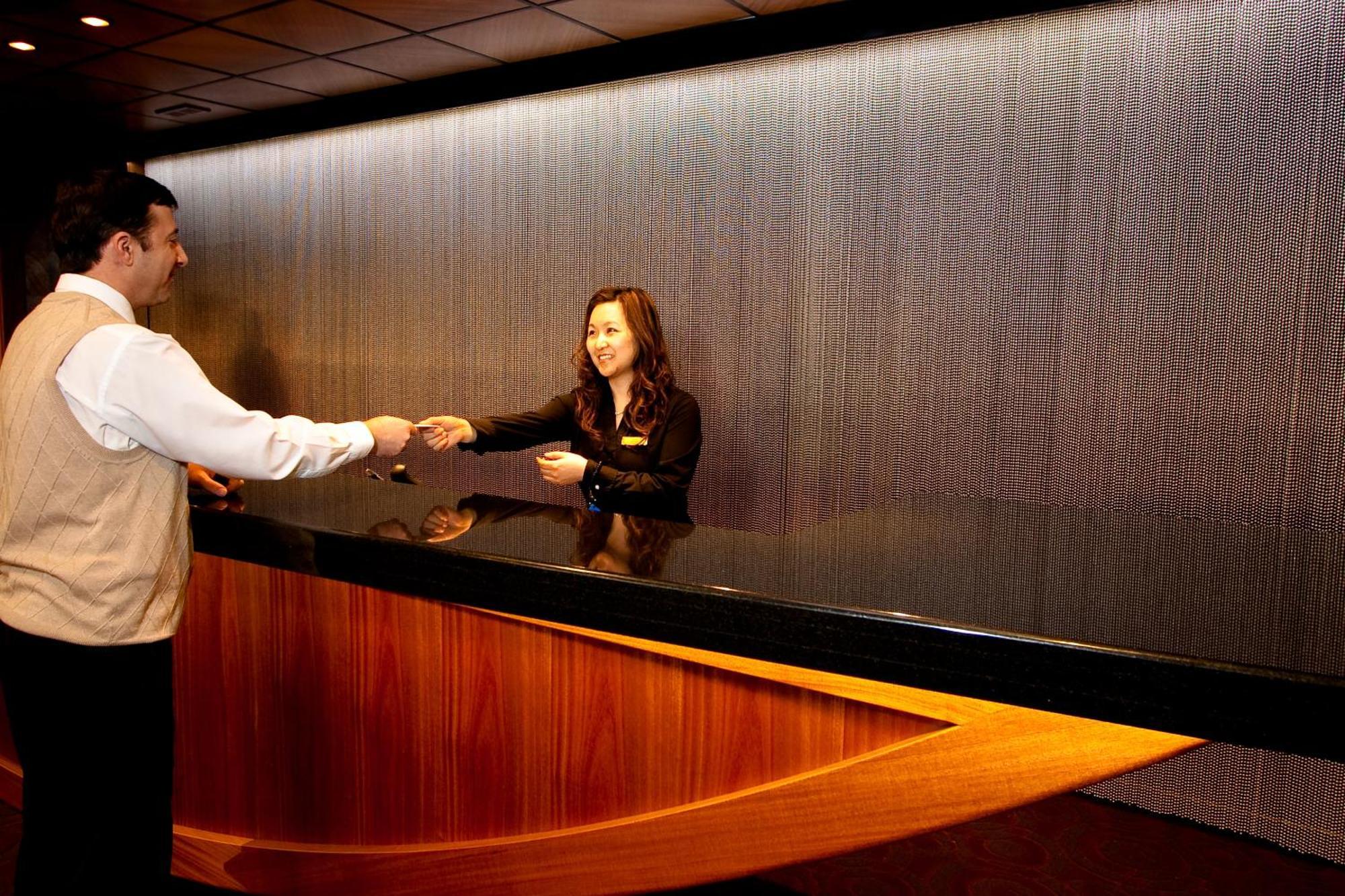 Hotel Mirabeau Park 3*